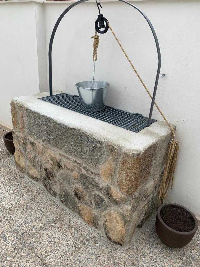 Acogedora Casa Con Patio En El Tiemblo Leilighet Eksteriør bilde